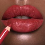 PASTELLO LABBRA TEATRO | NEVE COSMETICS - immagine 3