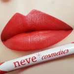 PASTELLO LABBRA TEATRO | NEVE COSMETICS - immagine 2