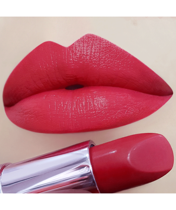 ROSSETTO DESSERT À LÈVRES STRAWBERRY SUNDAE | NEVE COSMETICS - immagine 2