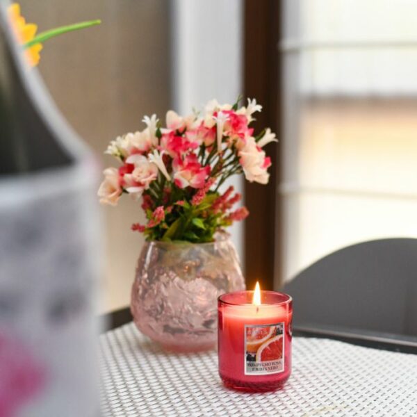 POMPELMO E RIBES • CANDELA IN GIARA 340g | HEART & HOME - immagine 2