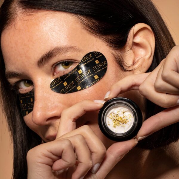 PRECIOUS • LIFT & PLUMP GOLD EYE MASK + TOOLS | ETEREA - immagine 5
