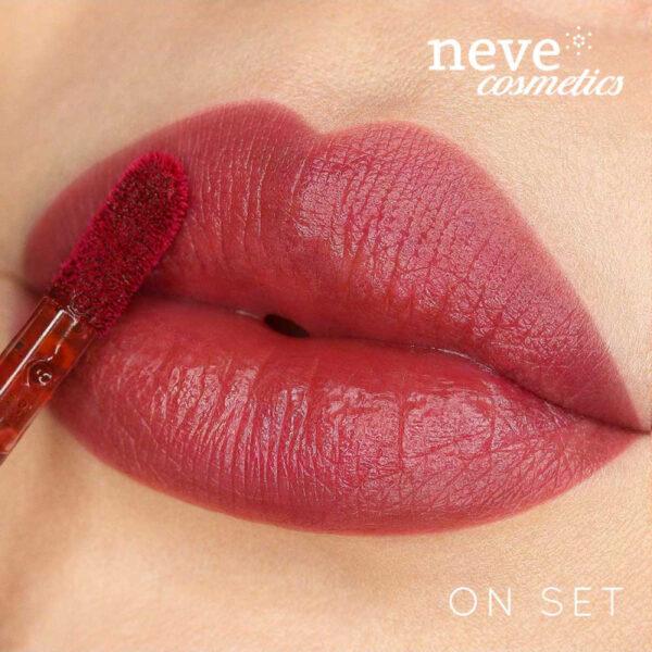 RUBY JUICE ON SET | NEVE COSMETICS - immagine 4