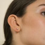ORECCHINO SINGOLO PUNTO LUCE SIMONA ARGENTO | VERAMÉ GIOIELLI - immagine 2