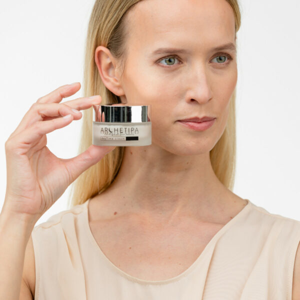 DAYTIME CREAM • CREMA VISO GIORNO | ARCHETIPA - immagine 2