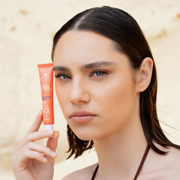 SEA & SUN • SENSITIVE AREAS 50+ SPF | ETEREA - immagine 2
