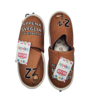 PANTOFOLE APPENA SVEGLIA GIÀ ESAUSTA / TAGLIA 37-39 | IRONIKS